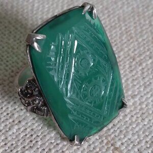 VINTAGE ART DECO STERLING SILVER CARVED CHRYSOPRASE MARCASITE RING SIZE 4.5
